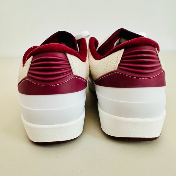 NEW NIKE AIR JORDAN 2 RETRO LOW WHITE AND CHERRYWOOD RED FASHION SNEAKERS main image 4
